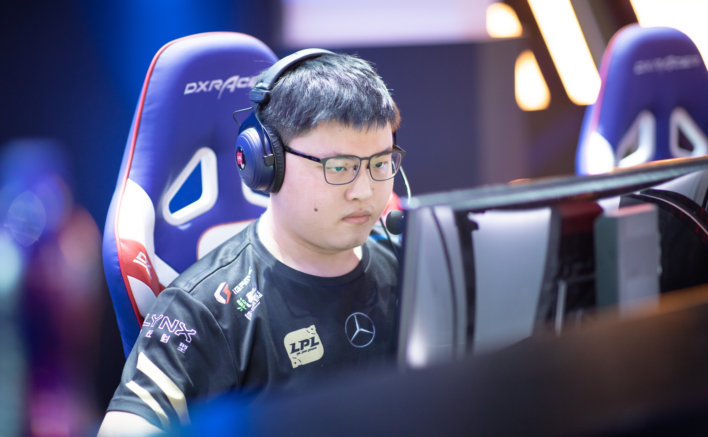 关于Uzi赛事官方发布绝杀新规，美国队争议不断！的信息