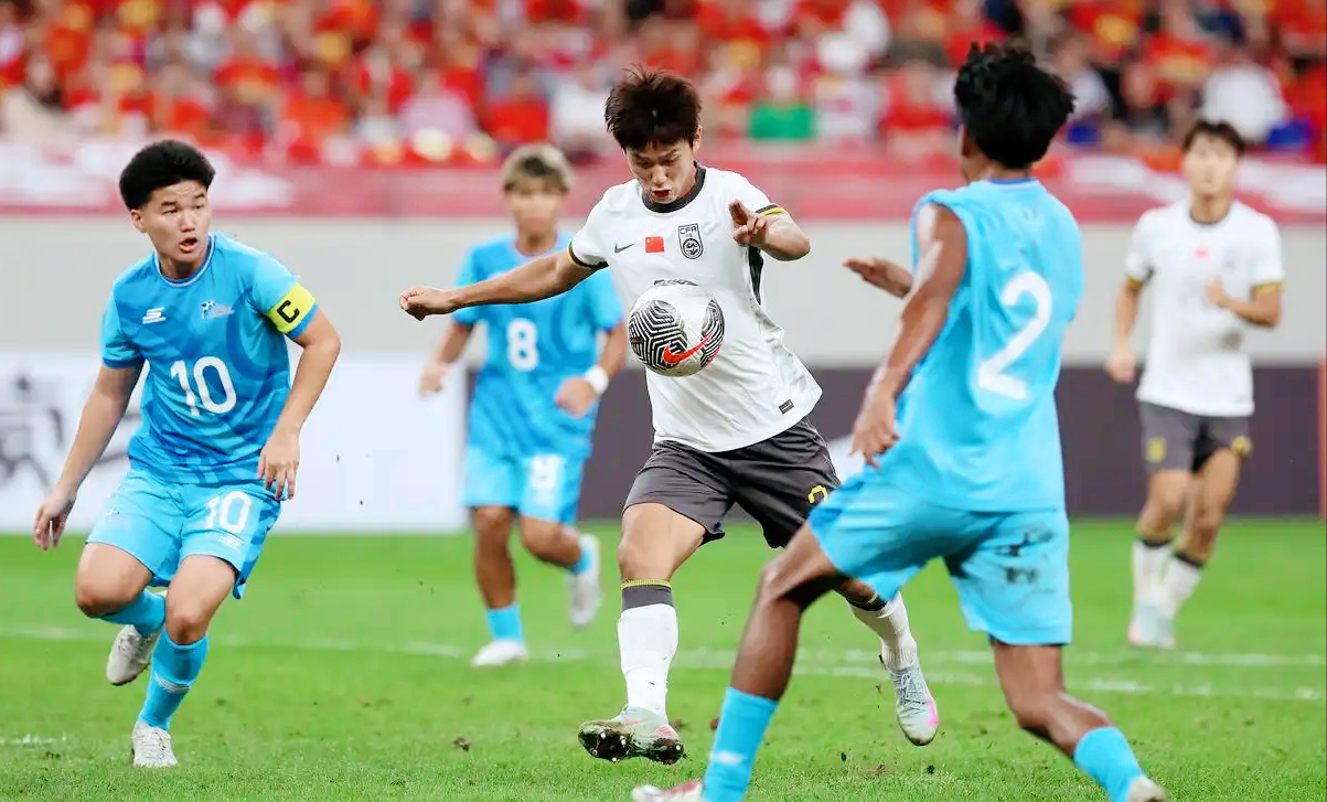 萨拉赫在中国队比赛中赛况扑朔迷离，绝杀引发热议！的简单介绍