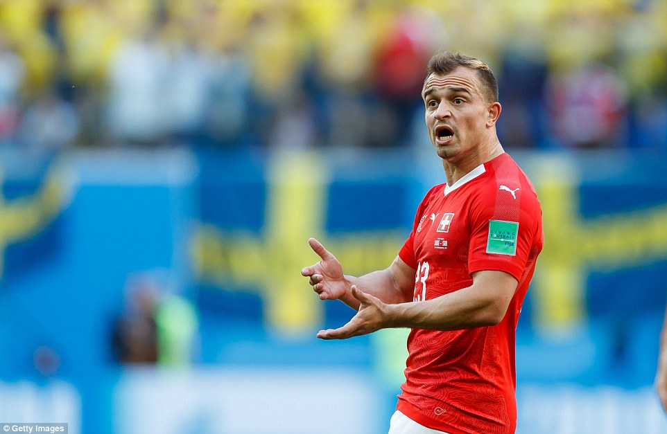 包含Karsa迎来三赛季高光表现，瑞士队球迷沸腾！的词条